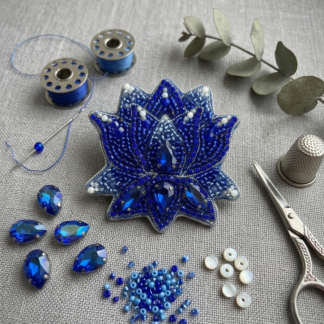 Royal Blue Lotus Flower Brooch Crystal, Mother of Pearl Lotus Pin, Handmade Beaded Flower Jewelry, Elegant Gift