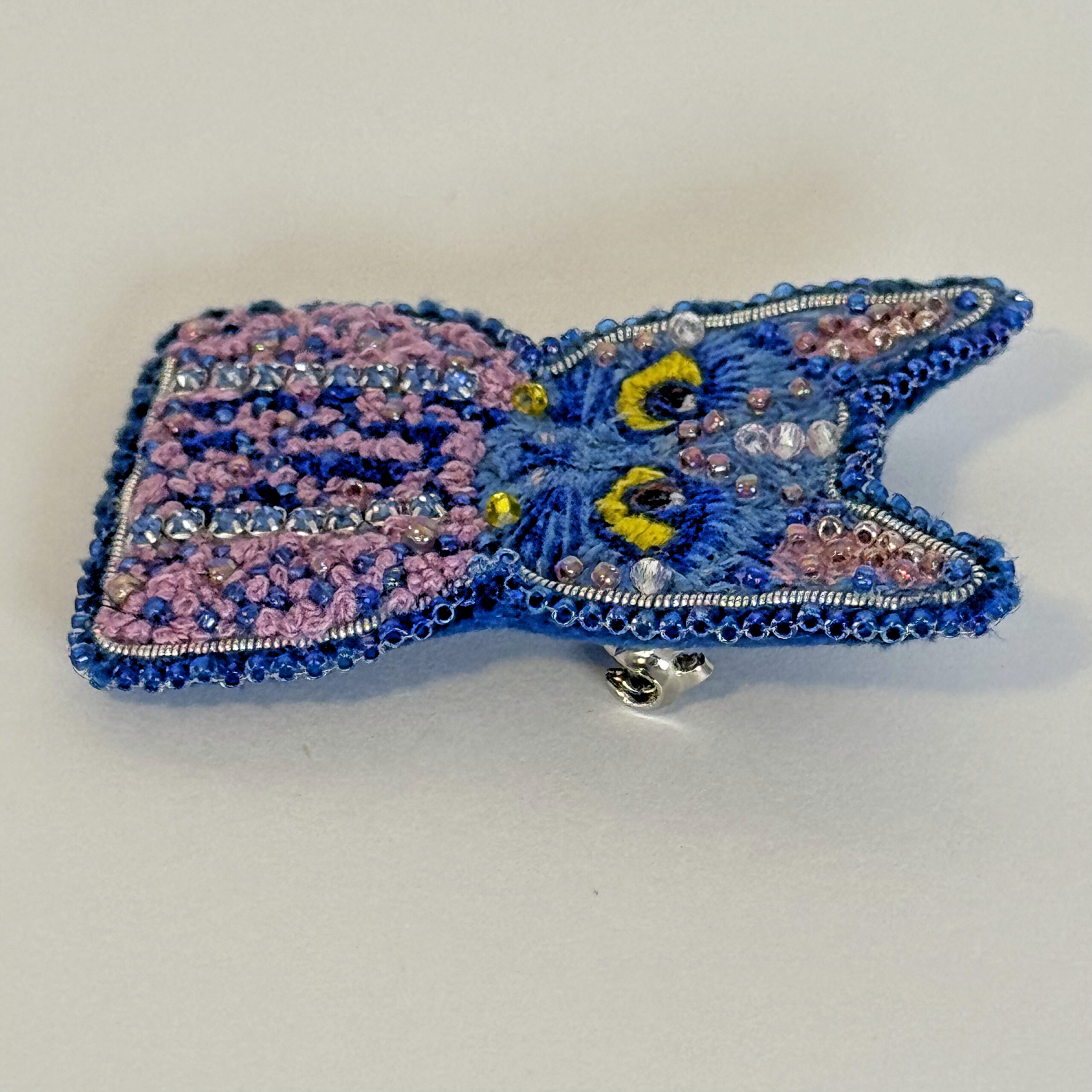 Hand-Embroidered Beaded Cat Brooch, Whimsical Animal Jewelry Gift - Image 6