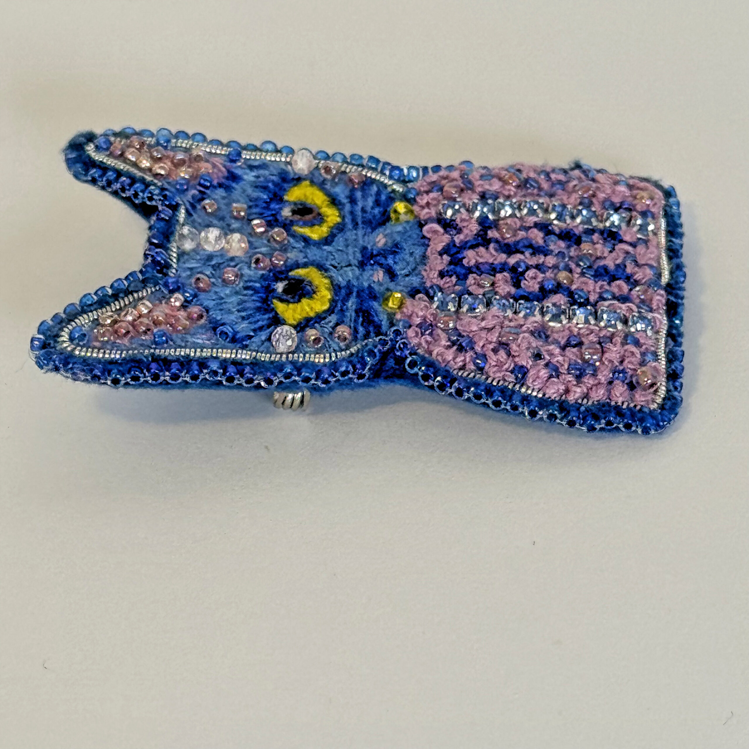 Hand-Embroidered Beaded Cat Brooch, Whimsical Animal Jewelry Gift - Image 7
