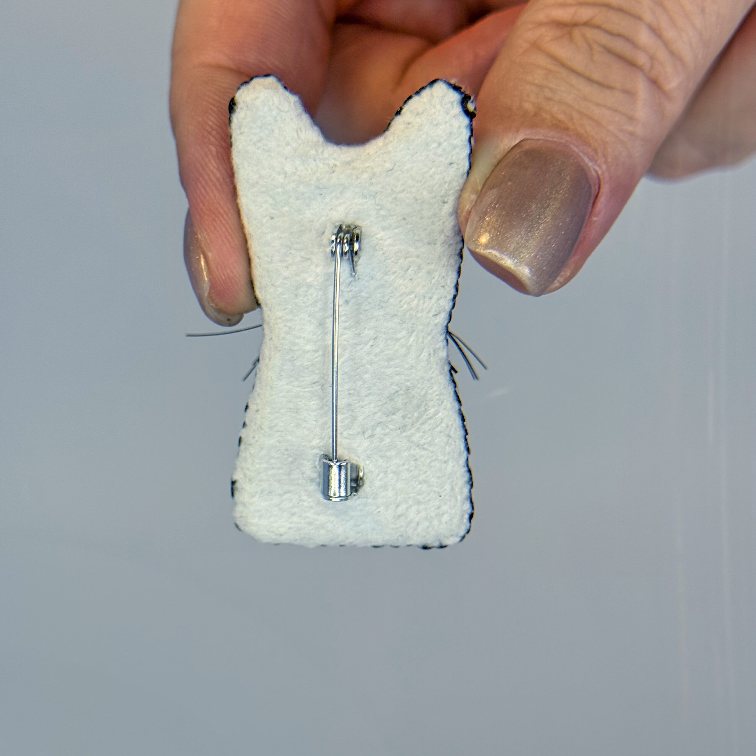 Hand Embroidered Beaded Cat Brooch, Whimsical Animal Jewelry Gift - Image 6