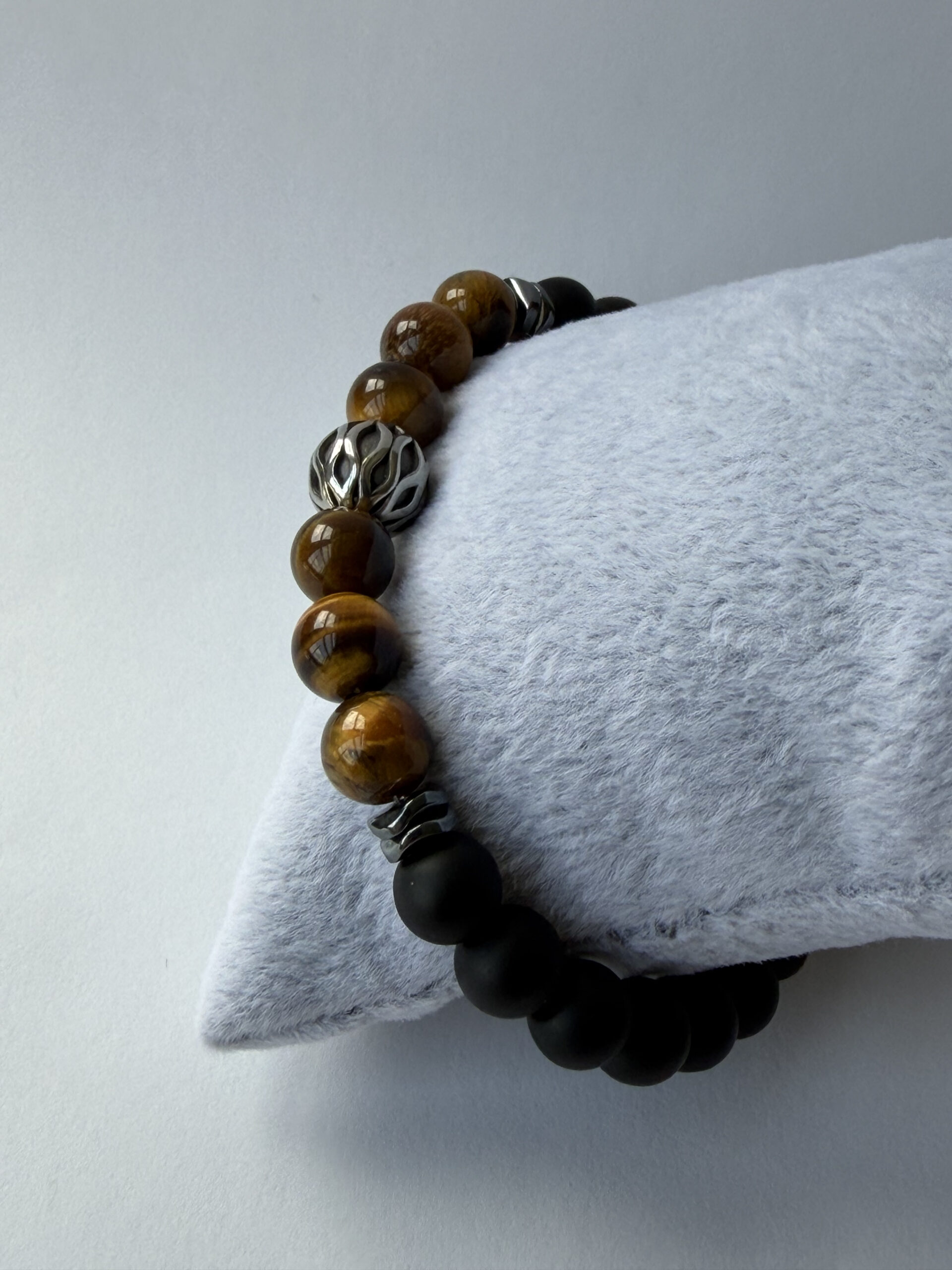 Tiger Eye and Matte Onyx Stretch Bracelet for Men, Filigree Bead, 8 mm — view 4