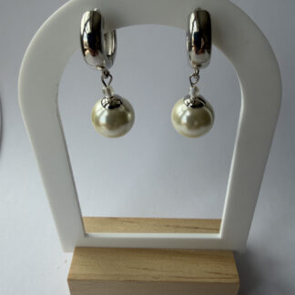Chunky Silver-Tone Hoop Earrings with Pearl Drop – Polished Hinged Hoops, Short Dangle — featured image